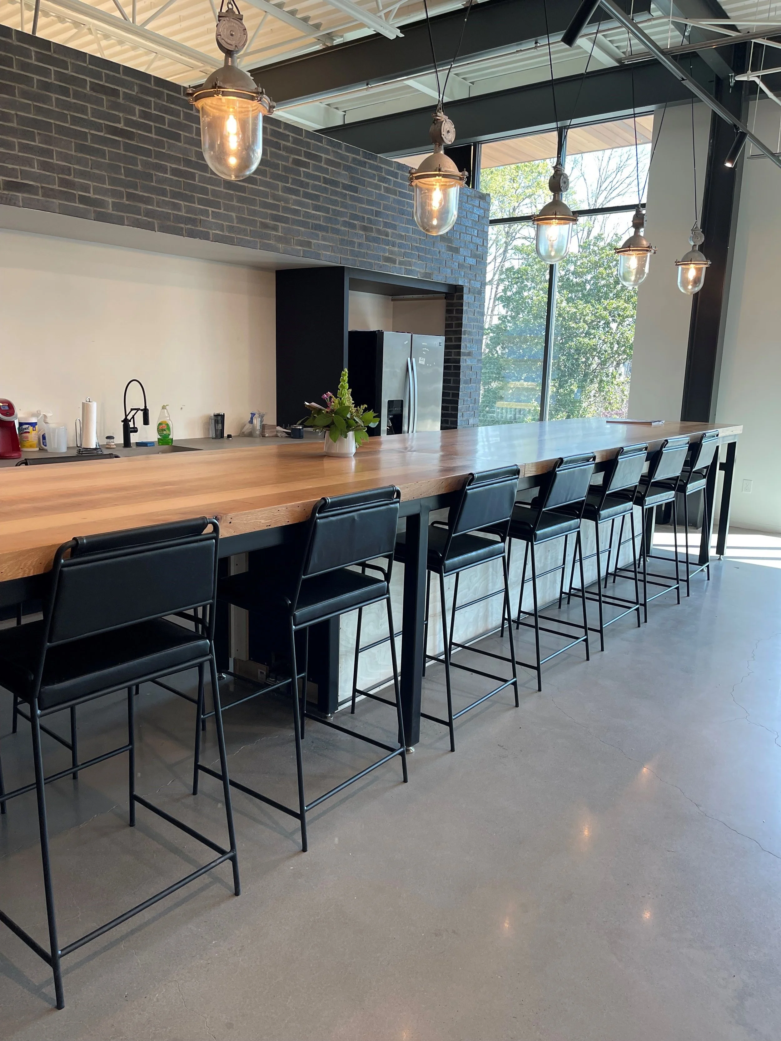 1900 W Morehead St..jpg