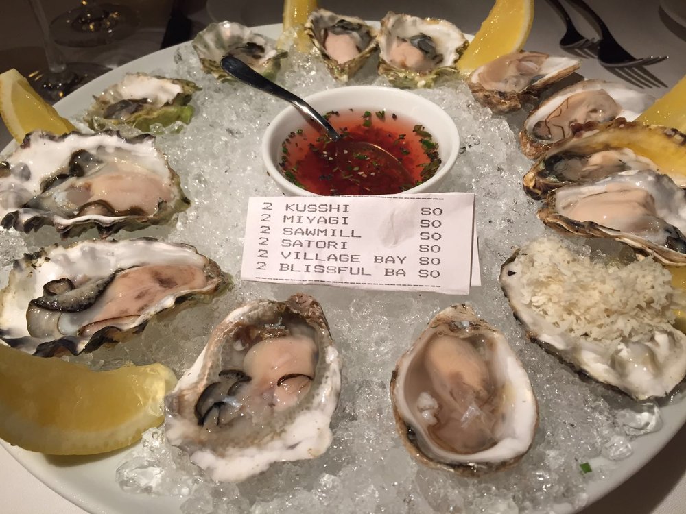 Seafood on Ice: Oysters!