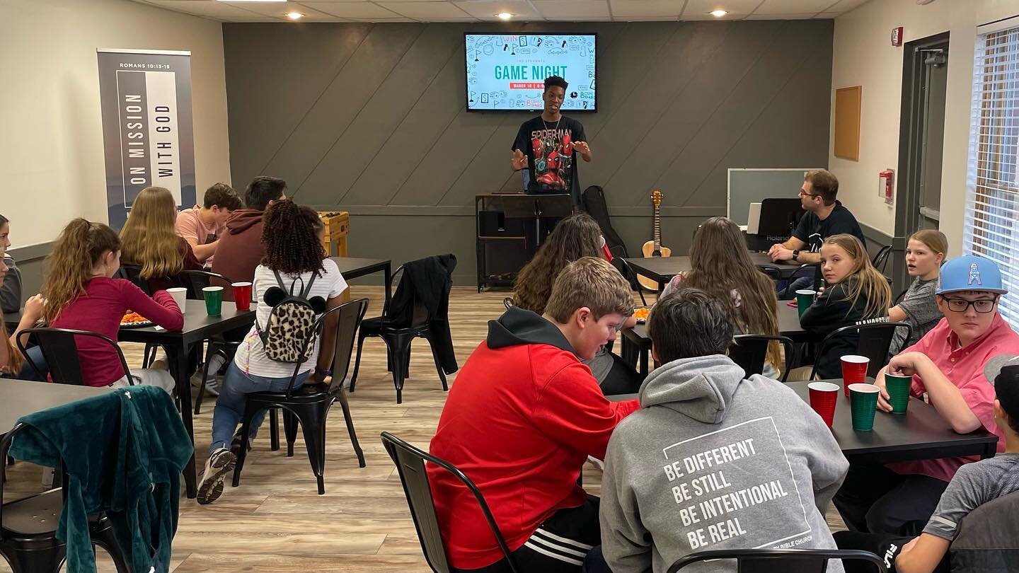 At Shelby, our mission is to help people connect, grow, and serve! Shout out to Elijah for helping our students connect with each other tonight and to Chasely for using her musical gifts to serve!