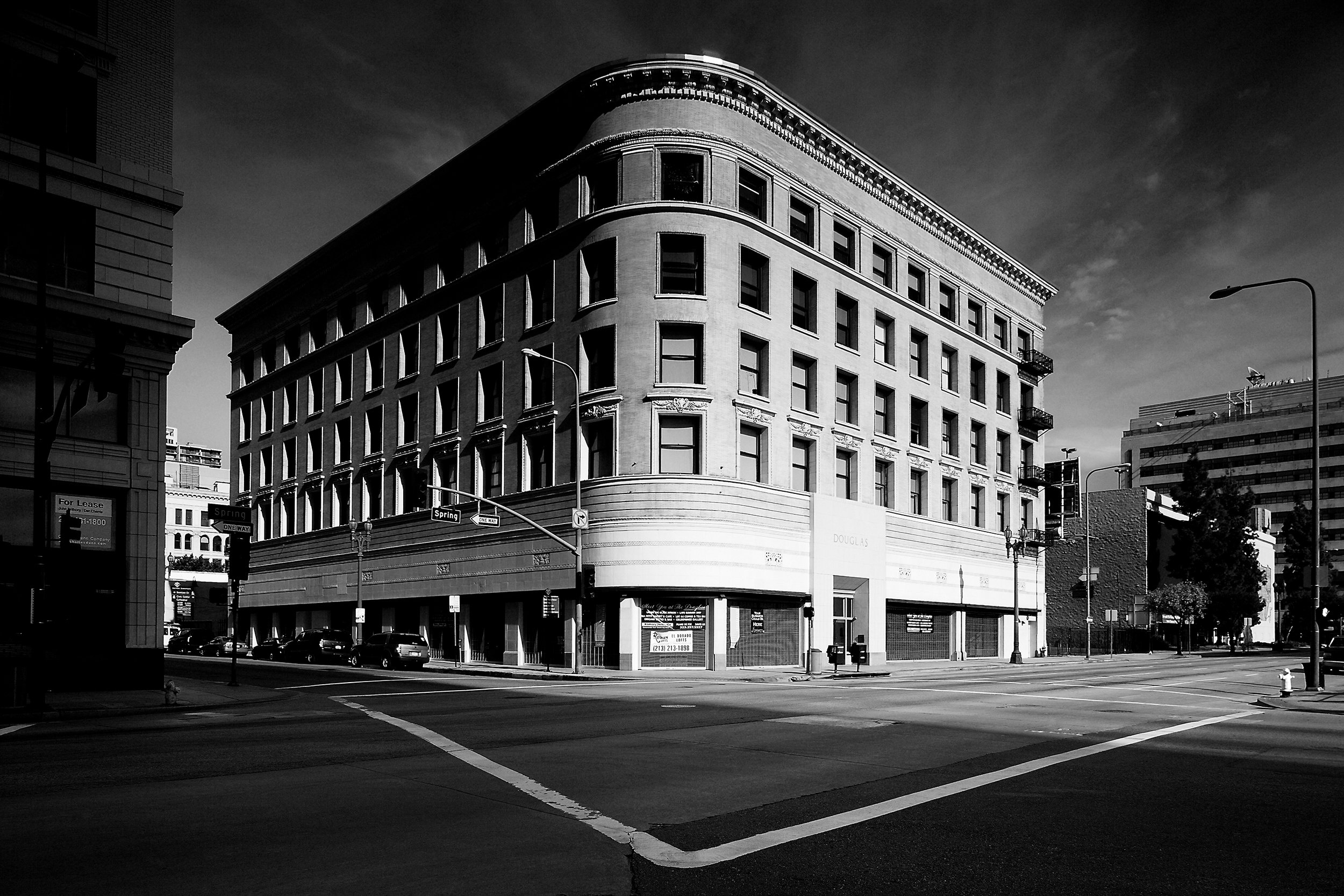 Gaszton_Architectural_Photographer_DouglasBuilding_LosAngeles.jpg