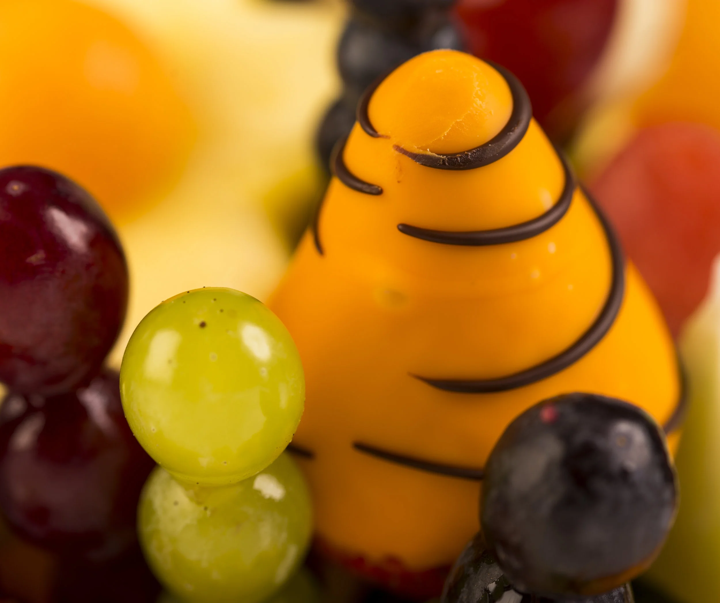 Edible Center pieces weddings chocolate strawberries fruit