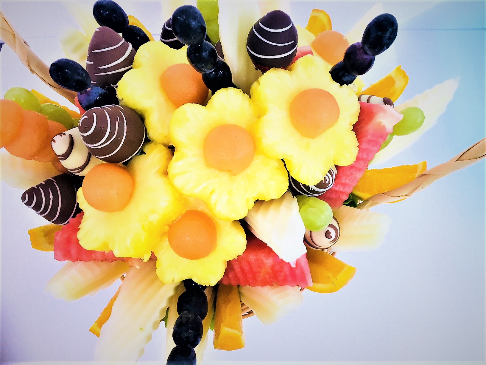 Edible Center pieces weddings chocolate strawberries fruit