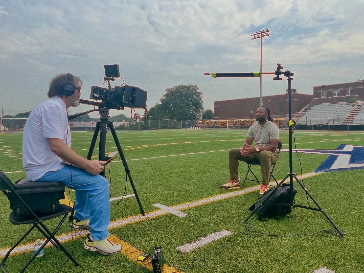 Filming with Hall of Famer @larryfitzgerald - Great guy. Humble. #hof #nflhof #larryfitzgerald #theman