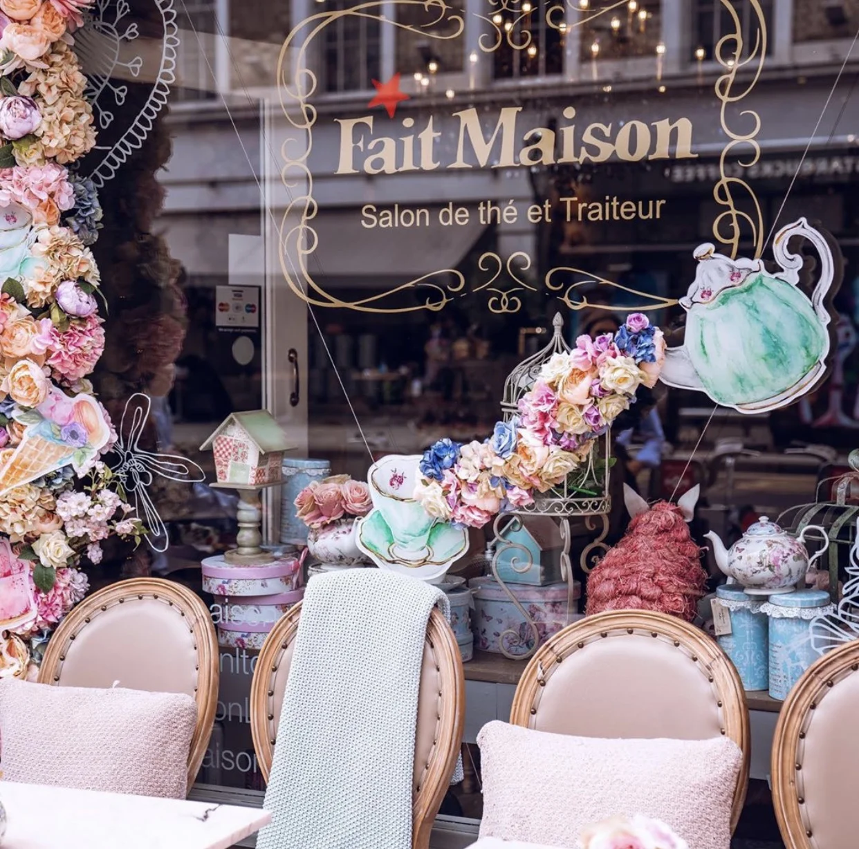 The prettiest cafe in London - Fait Maison
