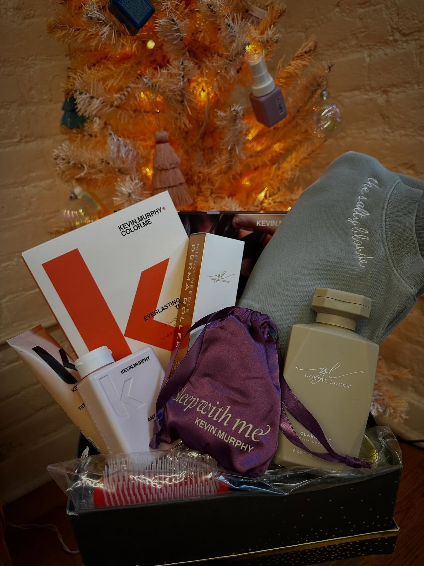 ✨HAPPY HOLIDAYS✨

Still hunting for that perfect gift? We&rsquo;ve got you 🎁😉

All December long, when you purchase any 3 Kevin Murphy or Goldie Locks products, you&rsquo;ll get a 4th FREE!
Your hair. Your bestie&rsquo;s hair. Stocking stuffers. Tr