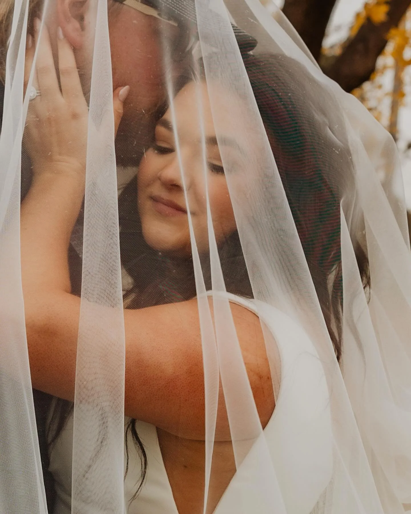 Happy birthday to our beautiful bride 🤍 This moment will always be one of our favorites. So grateful for you, Courtney. ✨
@courtneyhairco 
&bull;
📸 @haleyann_photography_