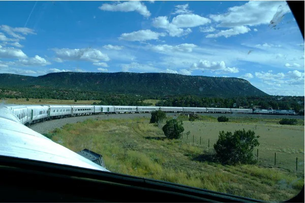 The Itinerary of Mobility and Translation