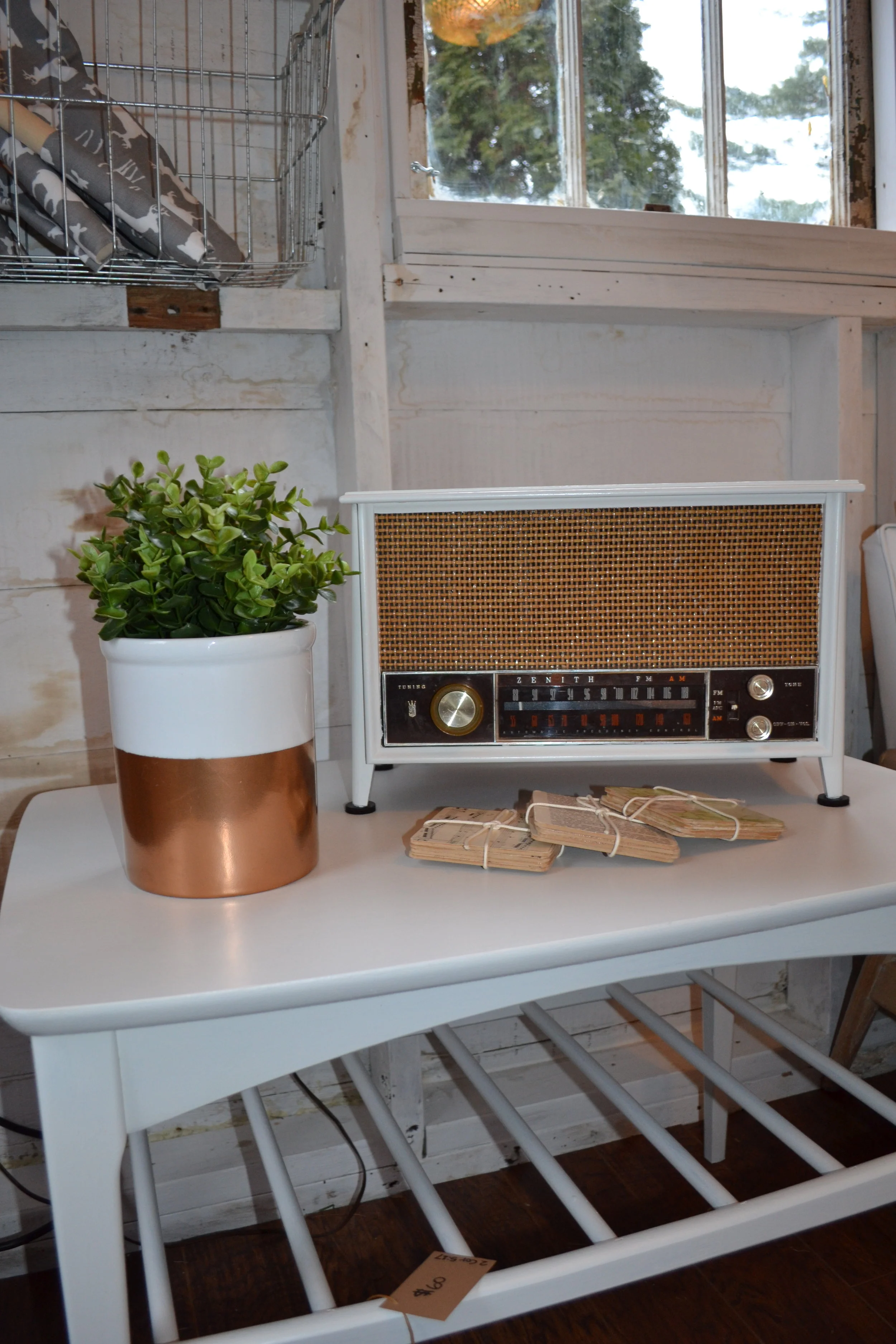 Yes, the radio still works!