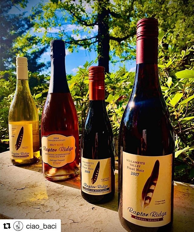 @ciao_baci showing their @raptorridgewinery love 💕