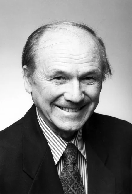 Anatol Roshko (MS ’47, PhD ’52), 1923–2017