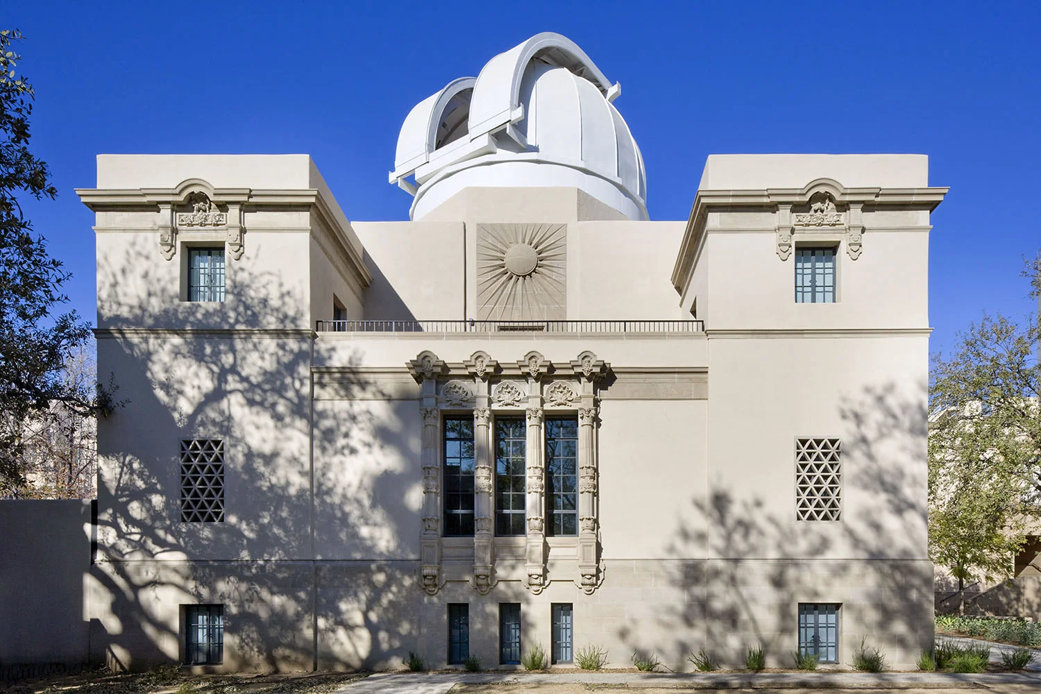 Rooftops of Caltech — Caltech Magazine