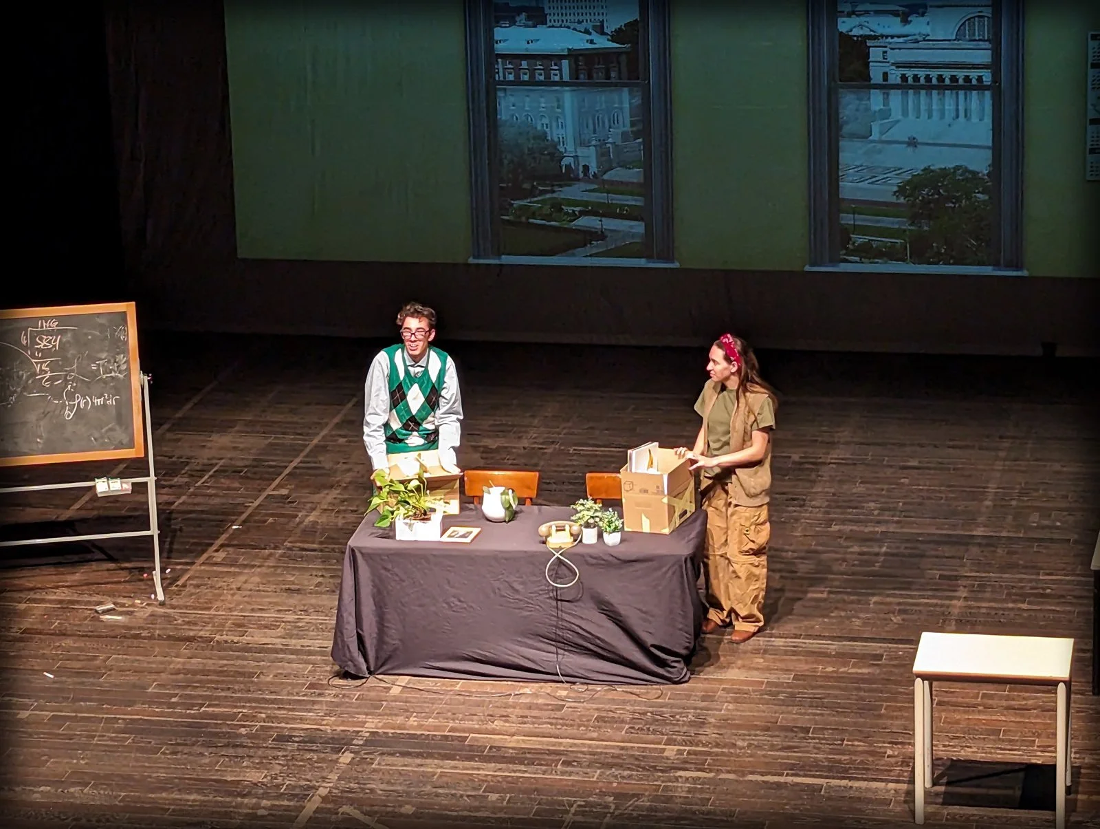 Caltech Students Take the International Stage at Science Theater Festival in Italy