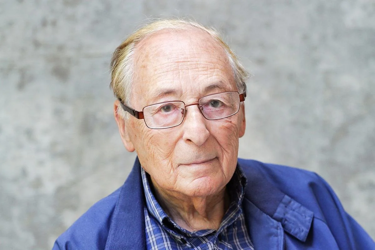 Oscar Mandel (1926–2026)