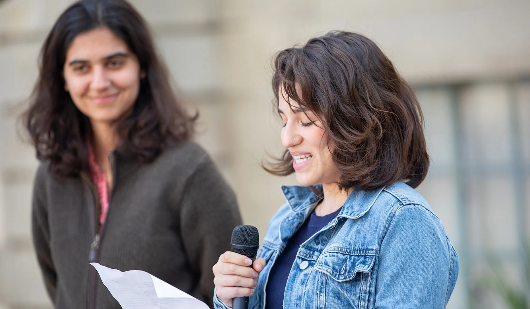  Pasadena High School graduate Paola Carranza speaks about her experience learning through Rise as Caltech graduate student Adele Payman, her tutor, looks on. Credit: Vicki Chiu 
