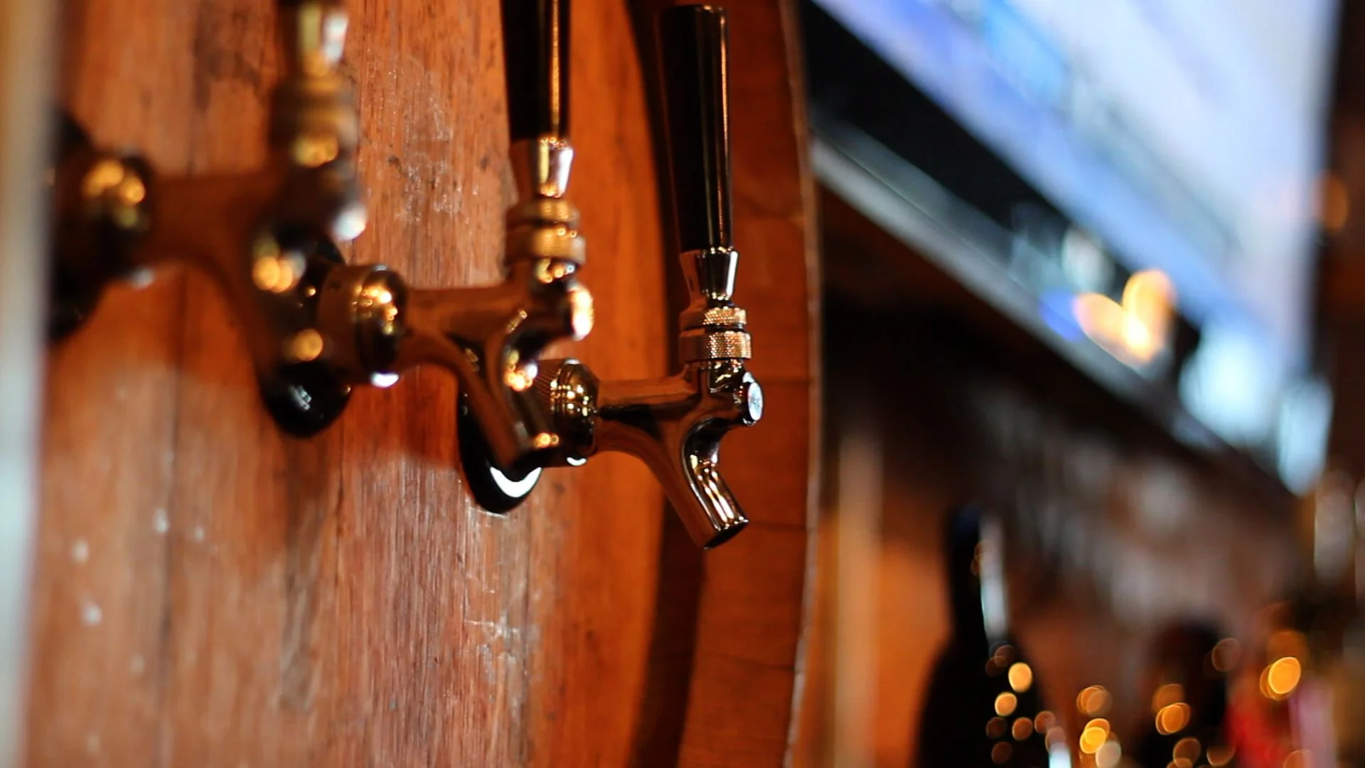 Growlers Pourhouse, Charlotte Nc — High Tide Hospitality