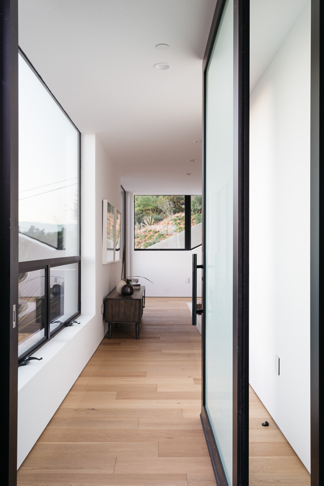 1542 N Easterly Terrace MLS - Virtuallyherestudios.com-2.jpg
