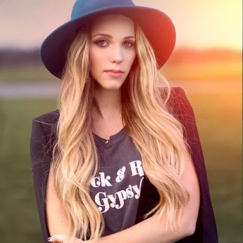 ashley+wilson+hat+photo.jpg