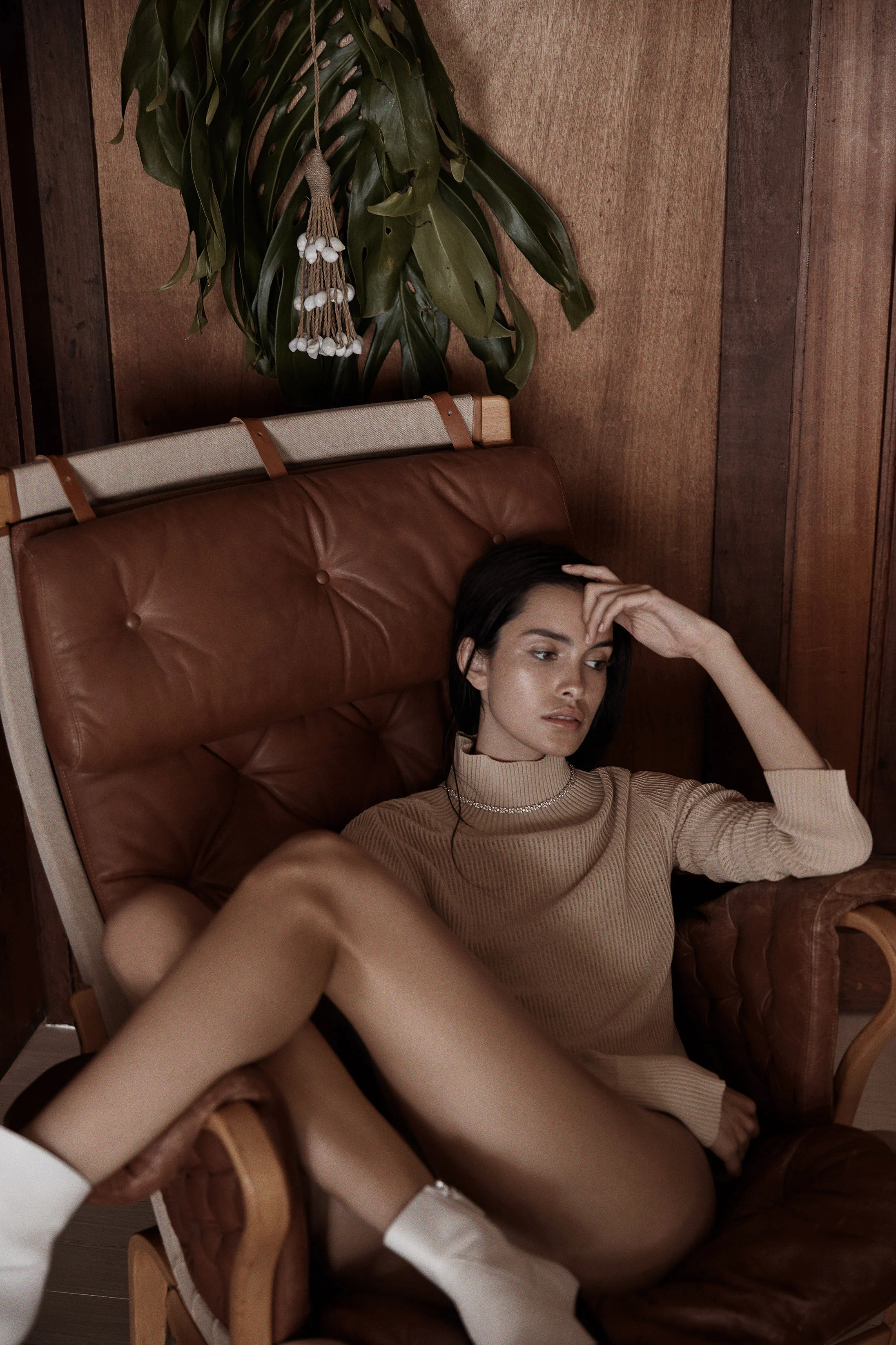 Shot_2_Elle_04_04_18_108.jpg