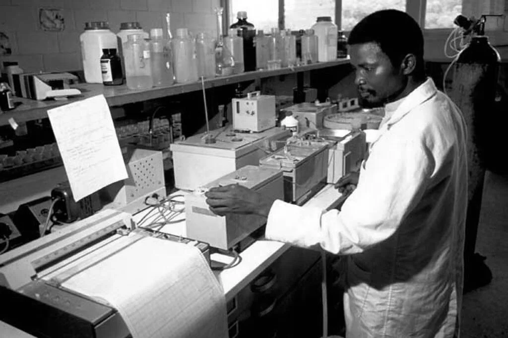 Image: “Technician in biotech laboratory” by IITA Image Library is licensed under CC BY-NC-SA 2.0
