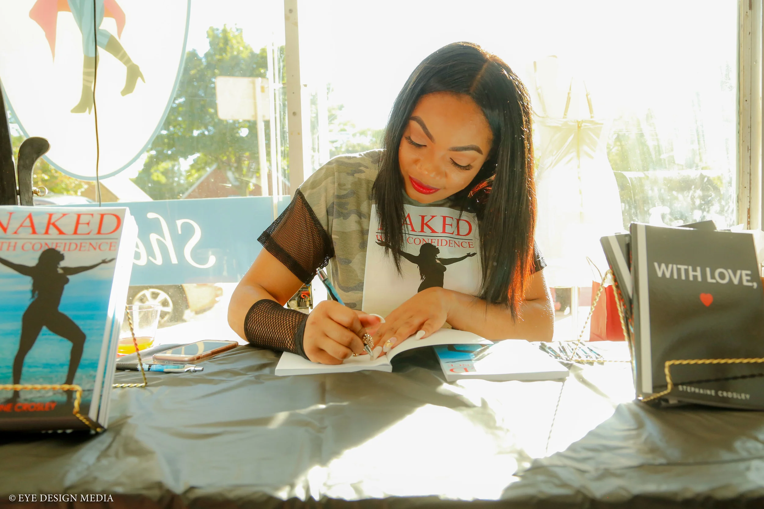 Steph Crosley at one of her book signings. (Picture by Eye Design Media)