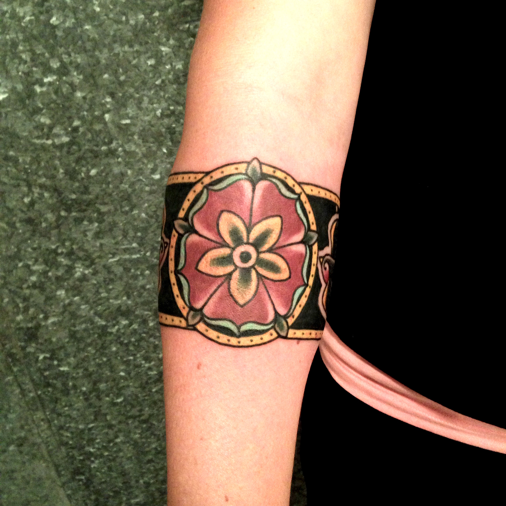traditional arm band tattoo