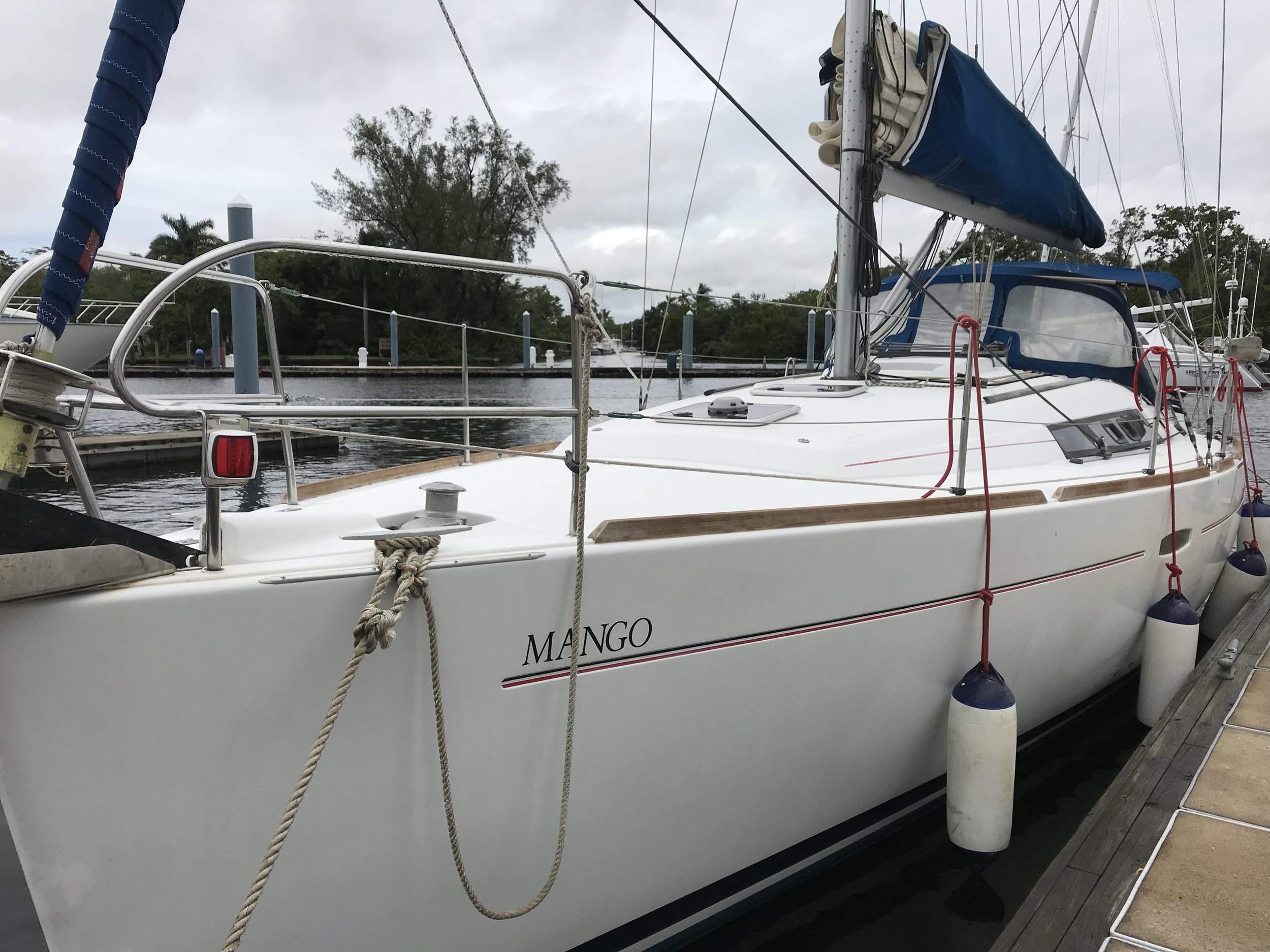 37' Beneteau