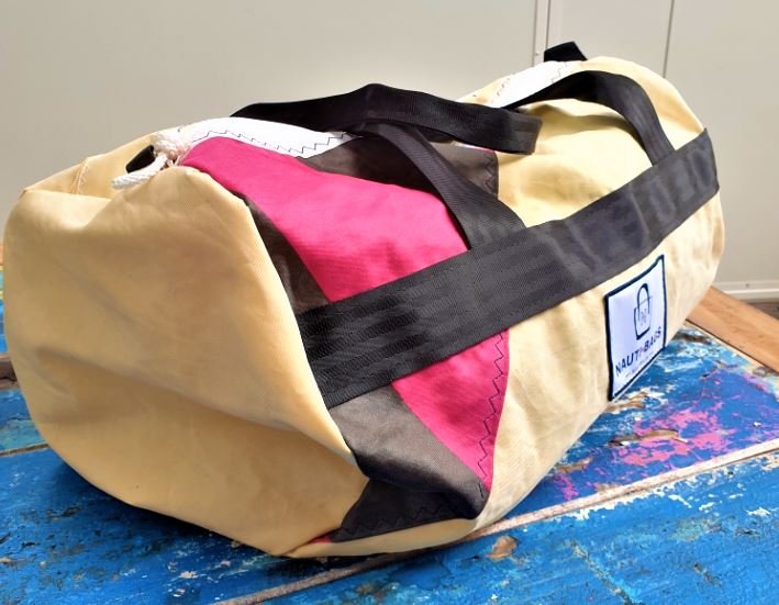 Nauti Bag Duffle 2 Front.JPG