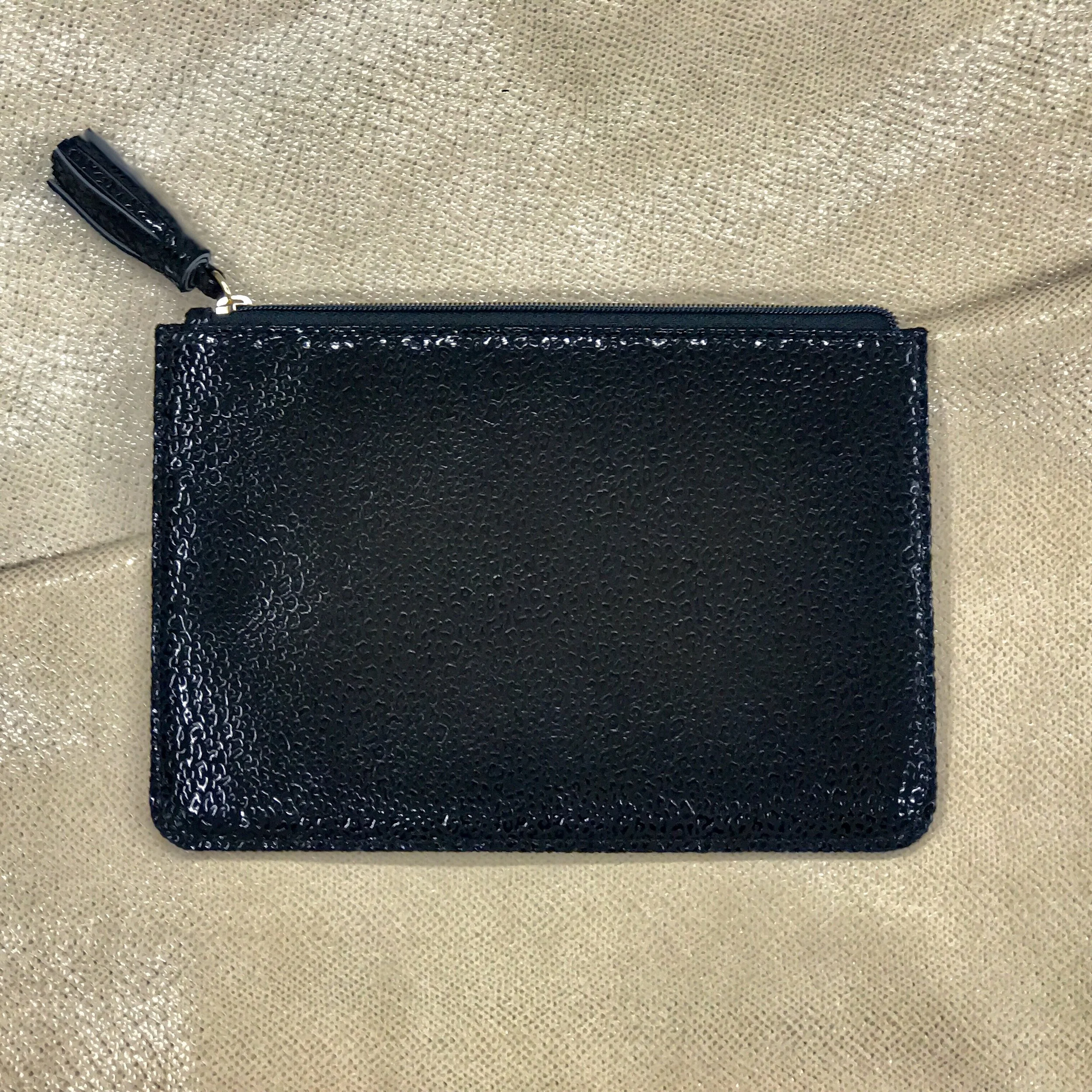 VIAJIYU-VYT-POUCHES-IPHONE-PICS3.jpg
