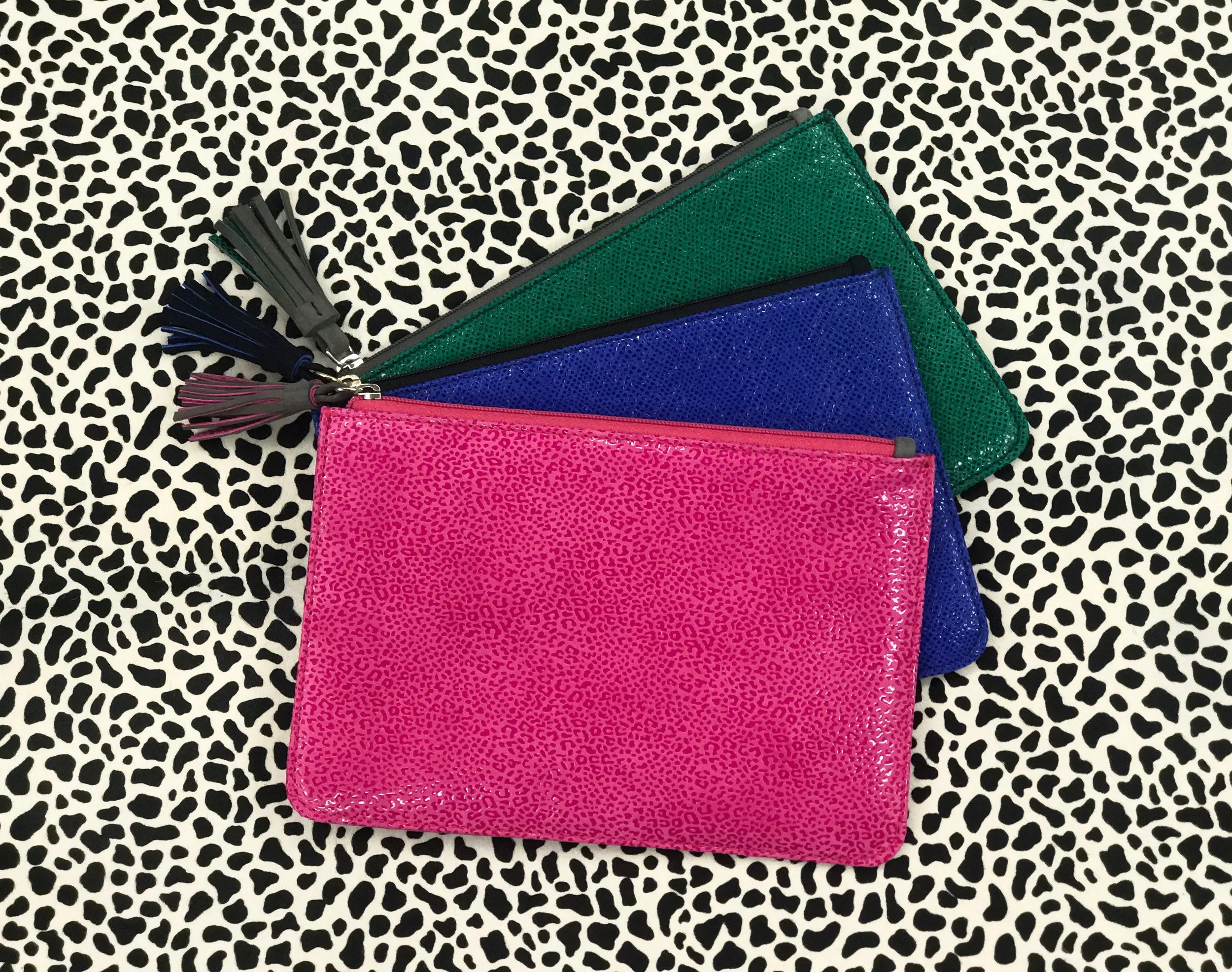 VIAJIYU-VYT-POUCHES-IPHONE-PICS24.jpg
