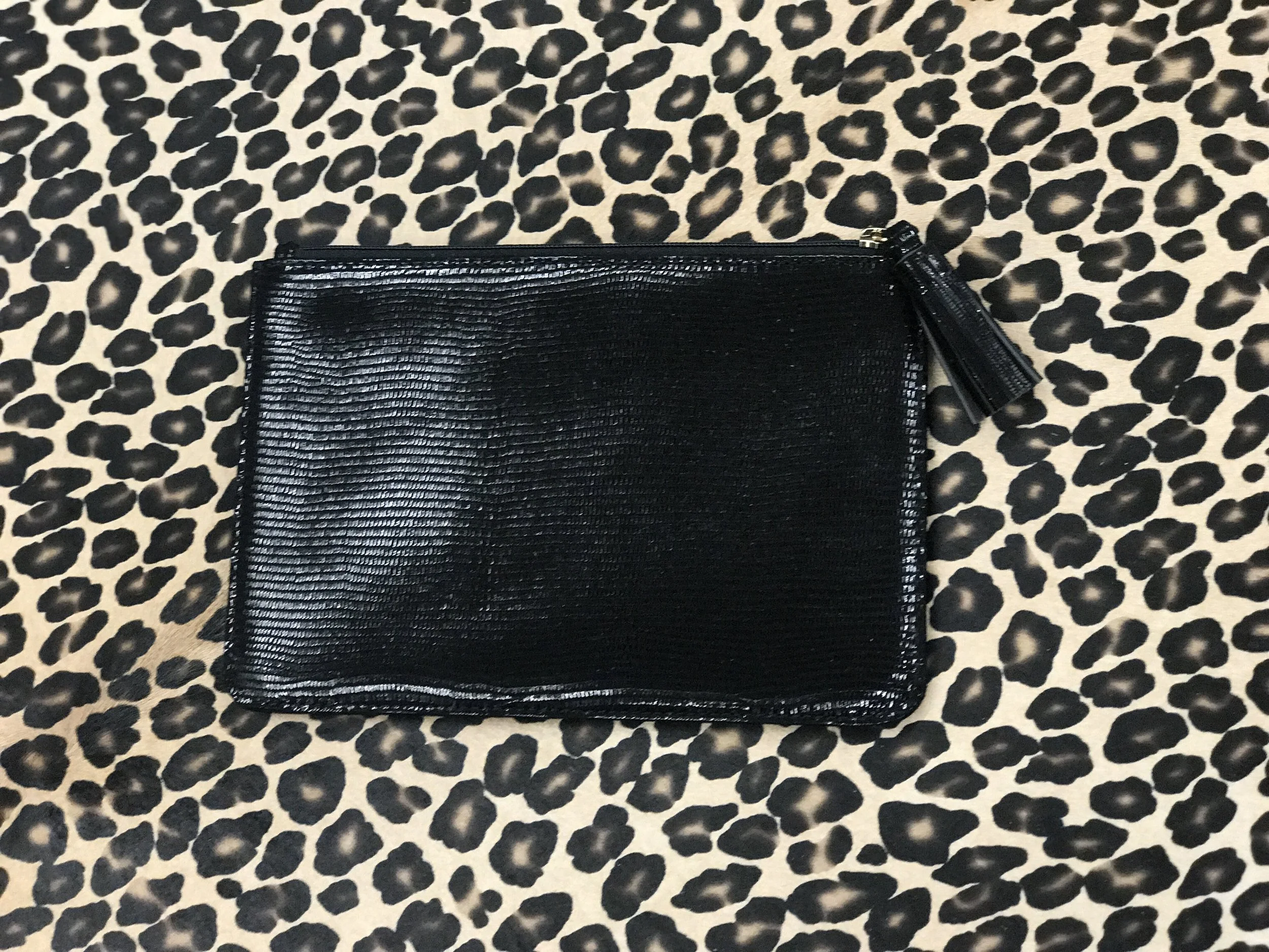 VIAJIYU-VYT-POUCHES-IPHONE-PICS31.jpg