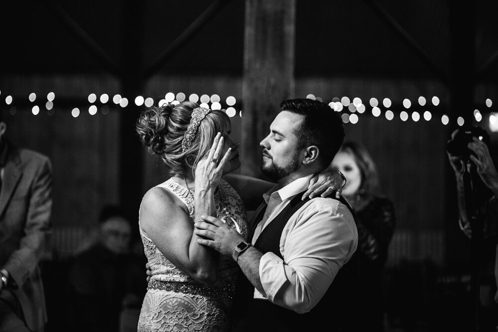 the White Barn Wedding documentary wedding photography Pittsburgh-5474.jpg