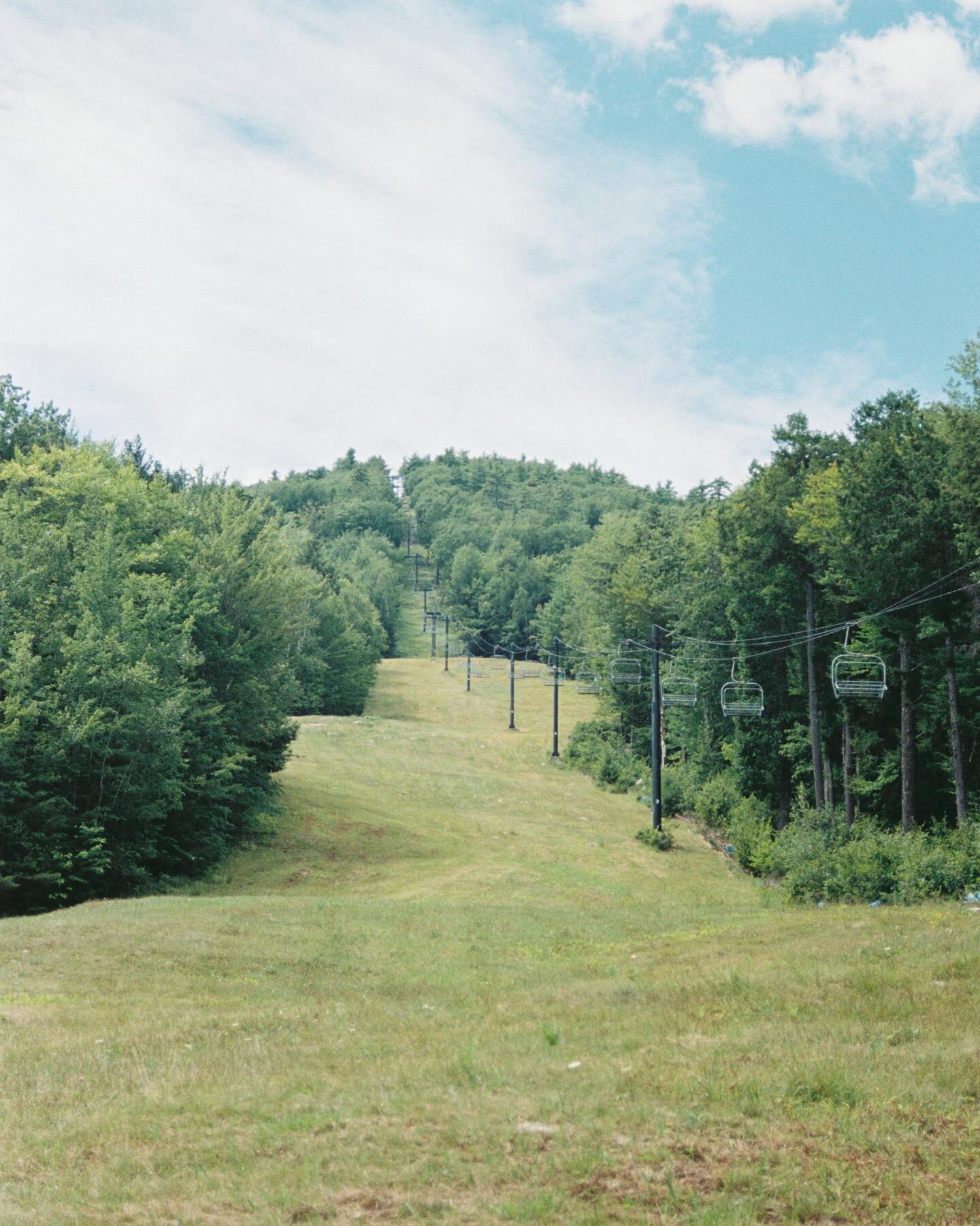 Ski slopes without the snow!! 🏔⛷🚠