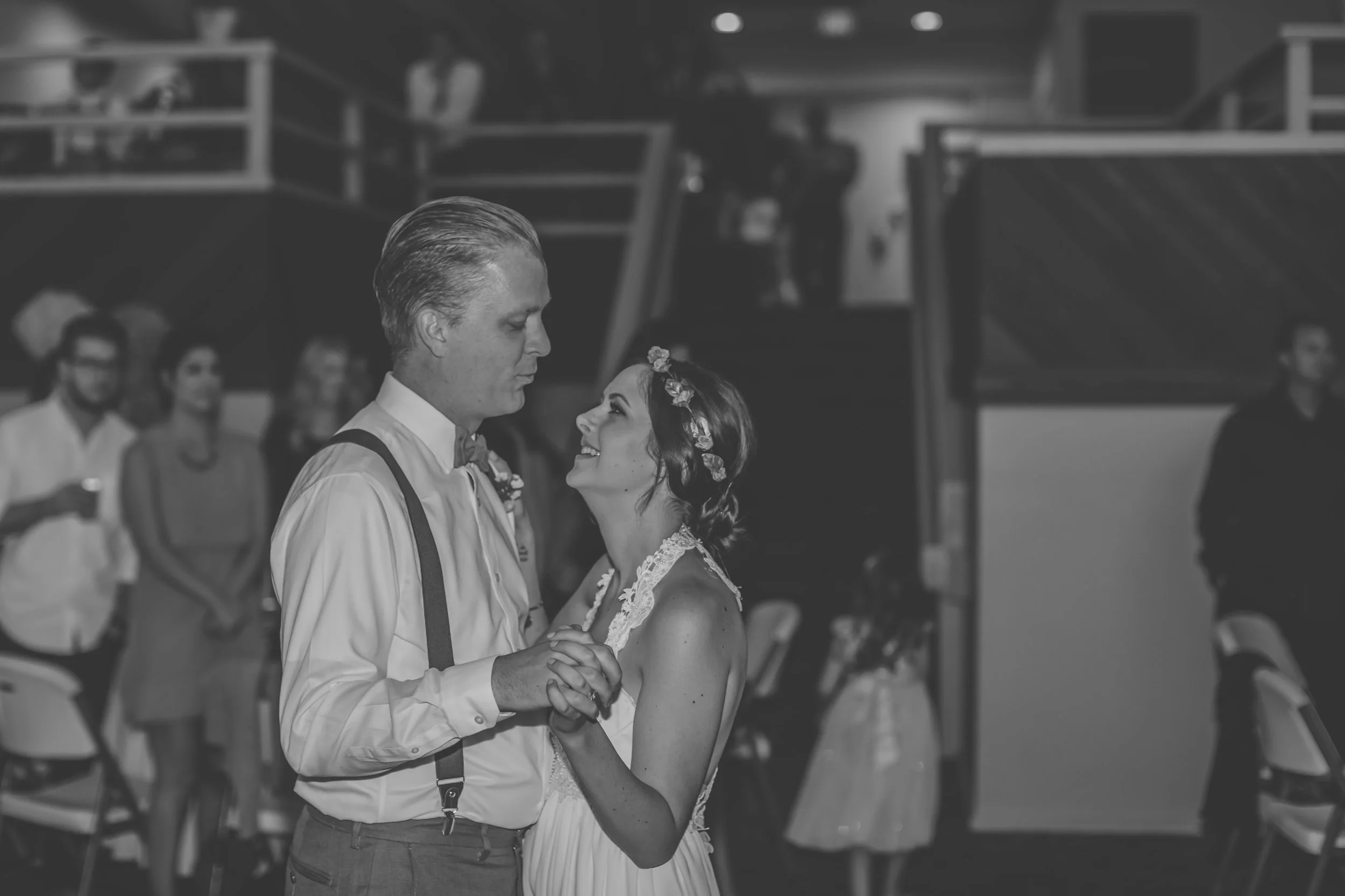 20141024-DePartee-Wedding-APavone-055-sm.jpg