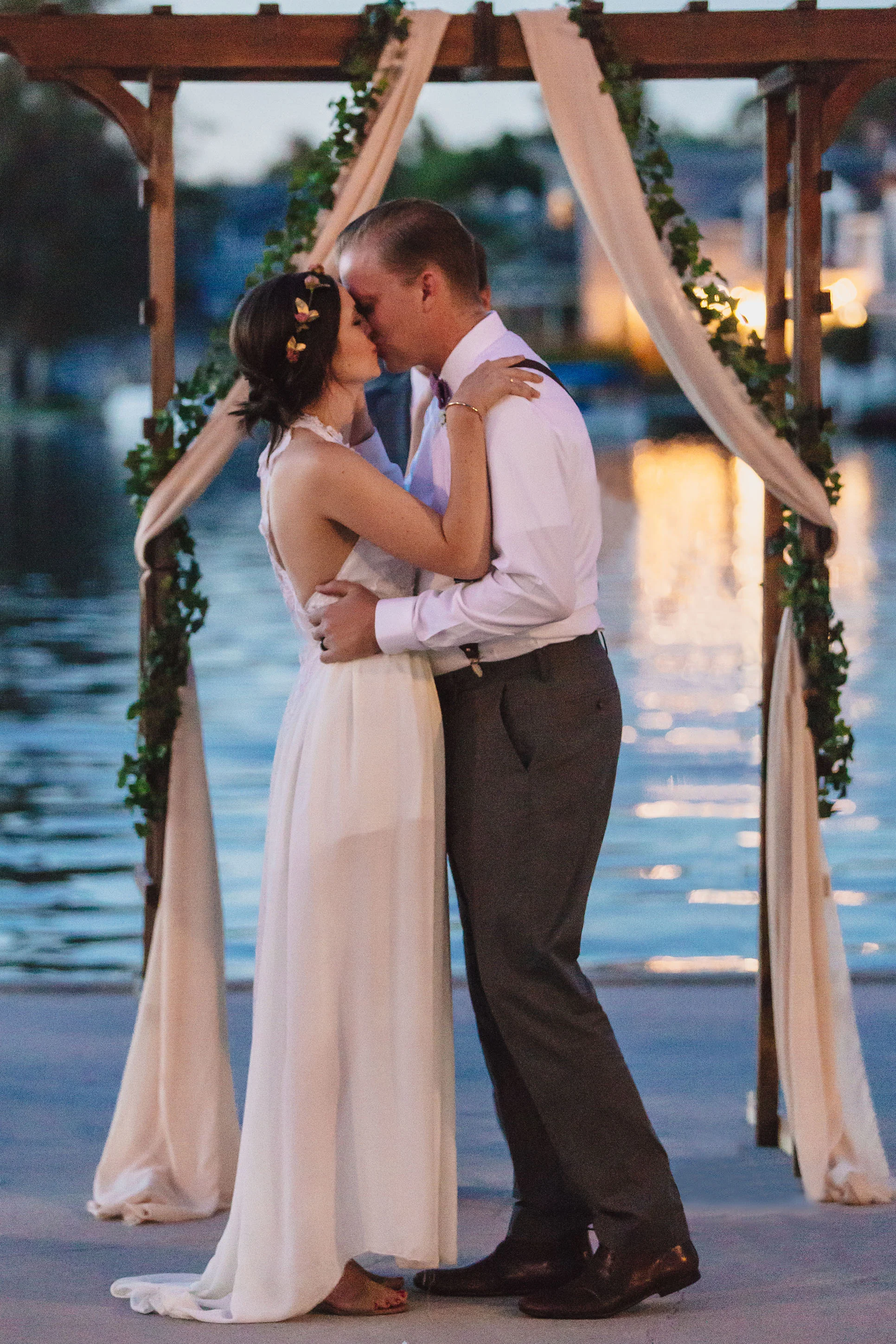 20141024-DePartee-Wedding-APavone-065-sm.jpg
