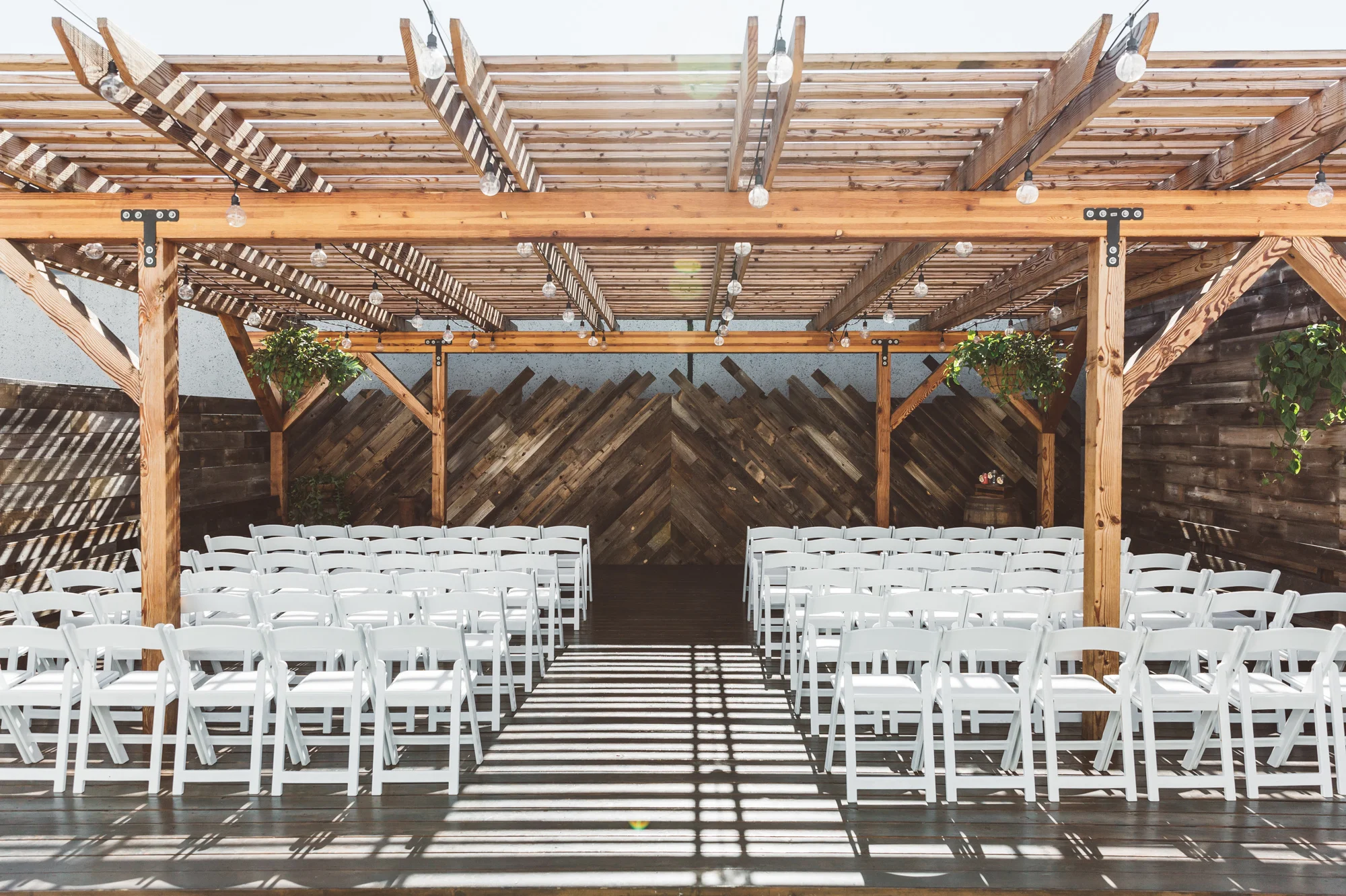 2016-GracianoWedding-VistaCA-BoozeBrothers-sm-0041.jpg