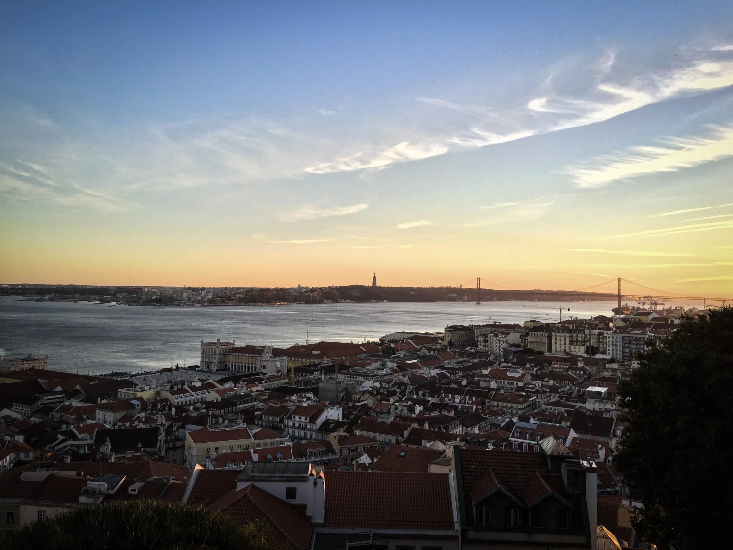 Lisbon Sunset in Sao Jorge Castle .JPG