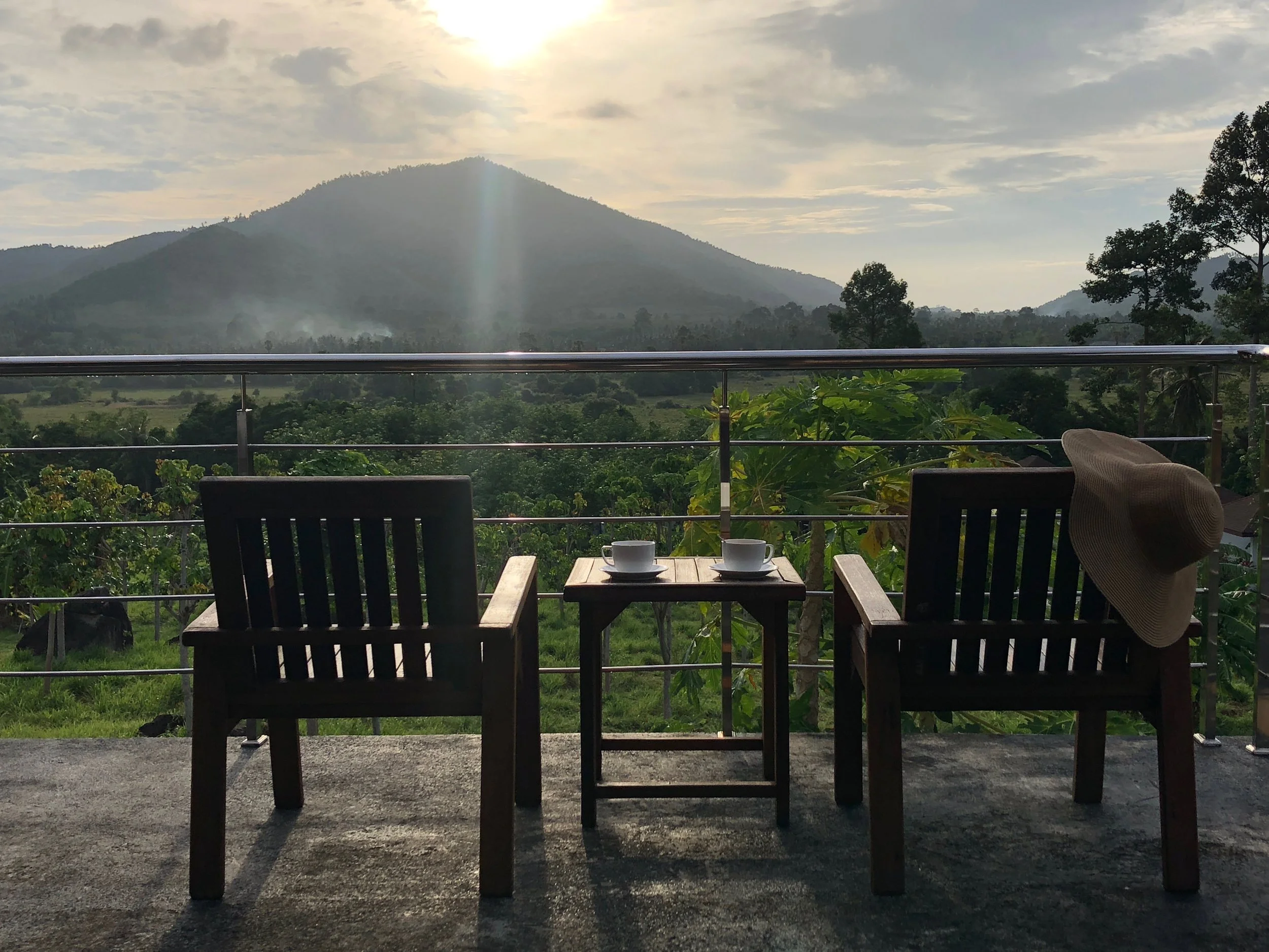 fabfe_cafe_view_sunshine.jpg