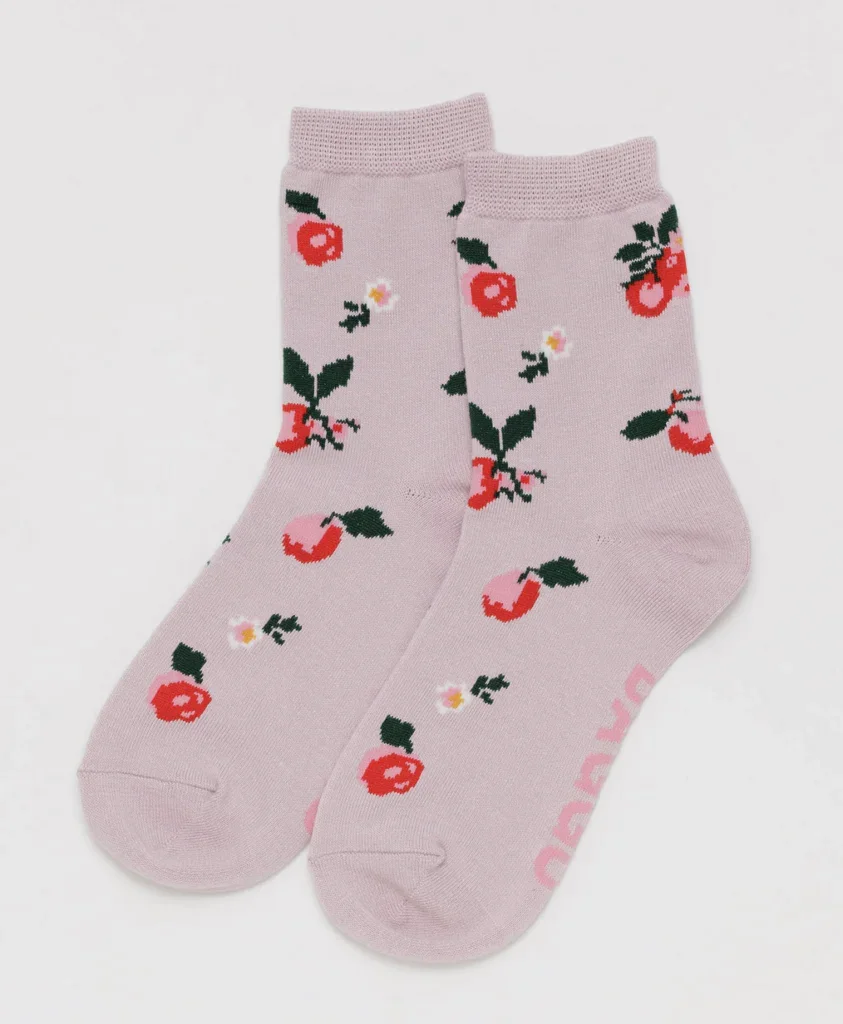 Needlepoint_Apple_Socks_Baggu_1024x1024.webp