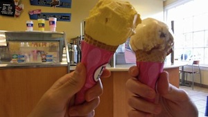 Anna & I both love ice cream. What better way to celebrate the end of another successful concert tour than with an ice cream fist-bump!