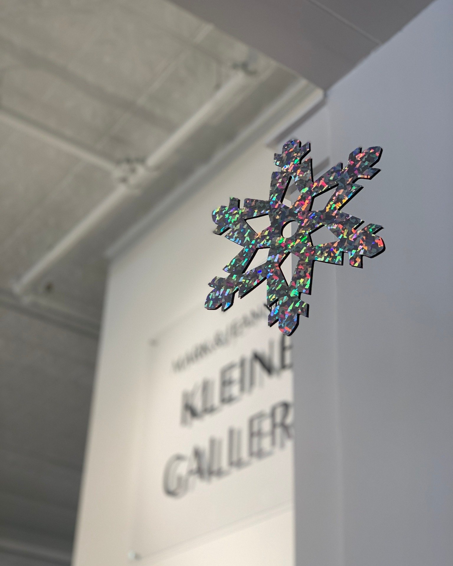 Vendors are getting all set up for this Saturday's 🌲 MERRY MARKET at the arts center! Stop in and peruse a wide variety of handcrafted items created by over 20+ artisans, spread out across all three floors. 

📆 Saturday, November 22nd | 10am - 4pm
