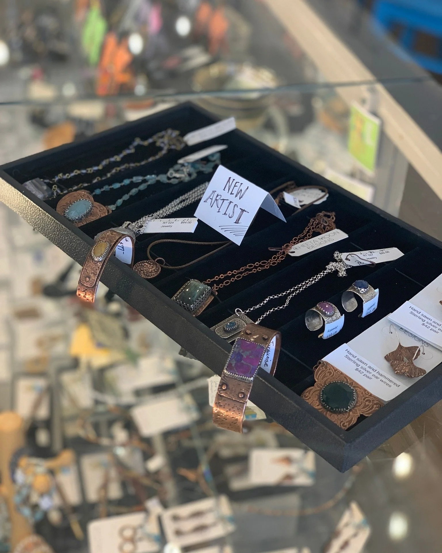 ✨ We ARE open today at 10am (Saturday, 12/13), if you choose to brave the snow to get in some holiday shopping, or celebrate ❄ GALESBURG EXPRESS downtown! We have lots of wonderful items for you in our gift shop -- all hand-crafted by local + regiona