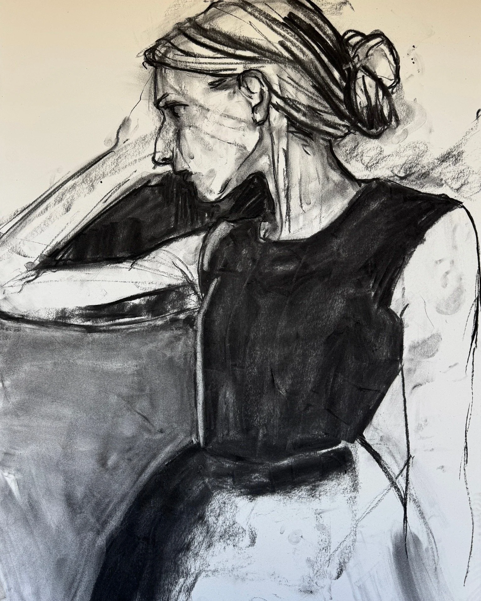 Want to grow in your observational drawing skills? 📝 We've got just the ticket! LIVE FIGURE DRAWING* with TINA BROWDER will take place Saturday, April 25 from 10am-12pm. $25 per person - no prior experience required! *Model will be clothed.

REGISTE