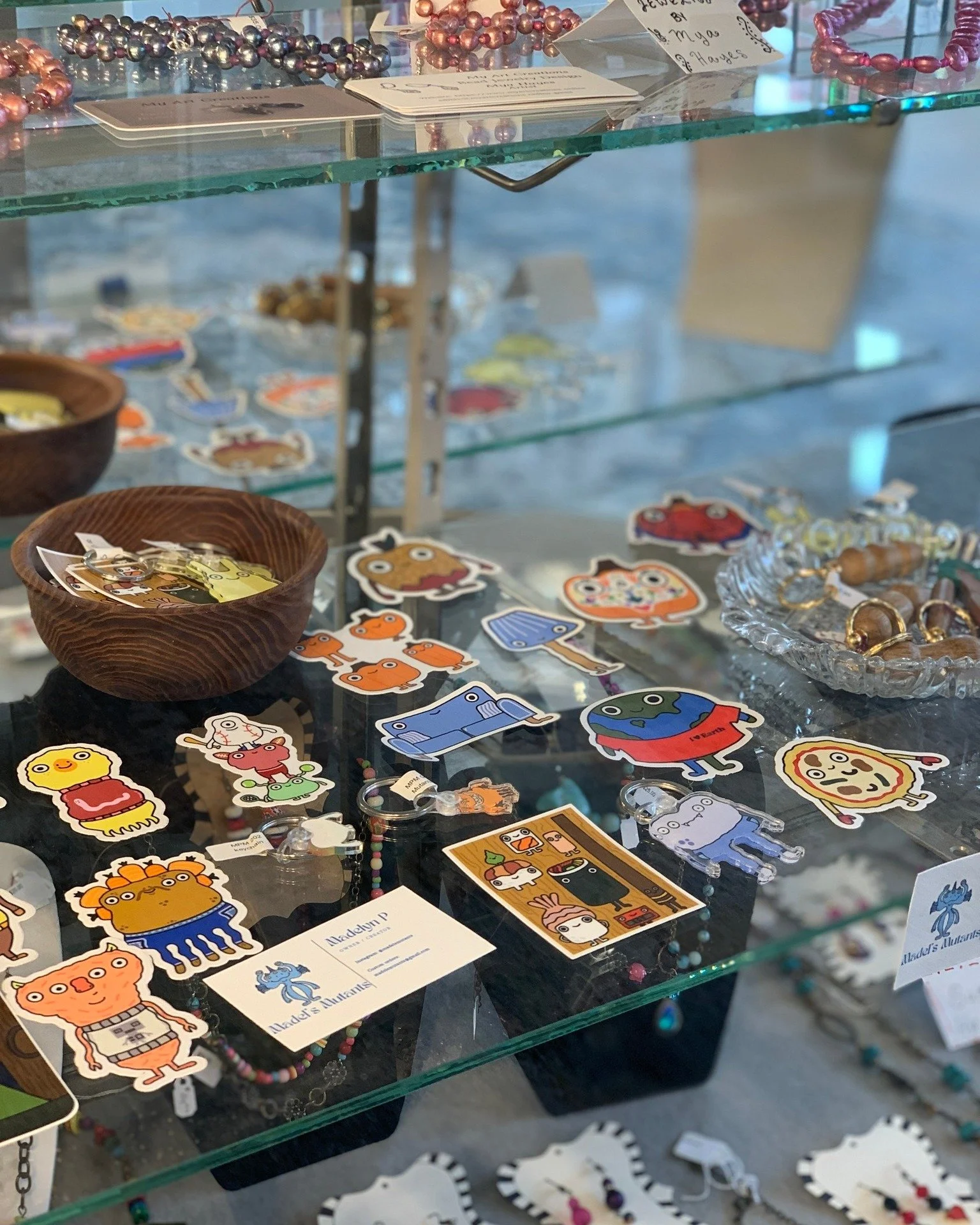 Check out what's happening at the arts center this week 👇

✨ EXHIBITIONS ✨
Our galleries are currently CLOSED while we de-install GALEX 59. 
🖼  Coming soon . . .  BASIA KROL, on view May 1 - June 6, 2026
🖼  Coming soon . . .  PILLARS of DEMOCRACY,