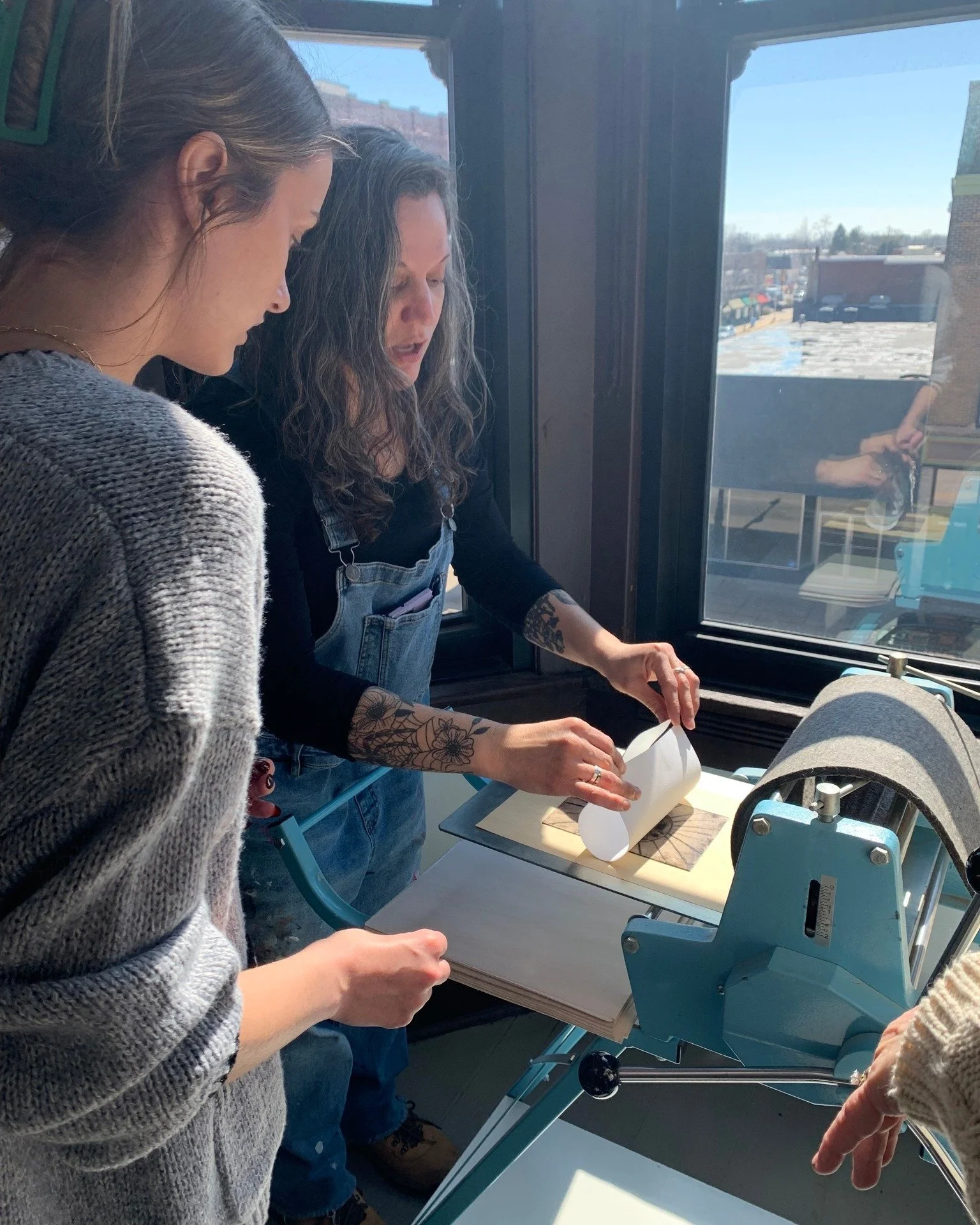 Now's your chance to learn from the amazing Nikki Ponce! Join us for Printmaking: Collagraphs on 📆 Saturday, May 23 from 12-2pm, and create fun, textured prints using a variety of materials. 🎨

Only $25 per person! All supplies included. 

REGISTER
