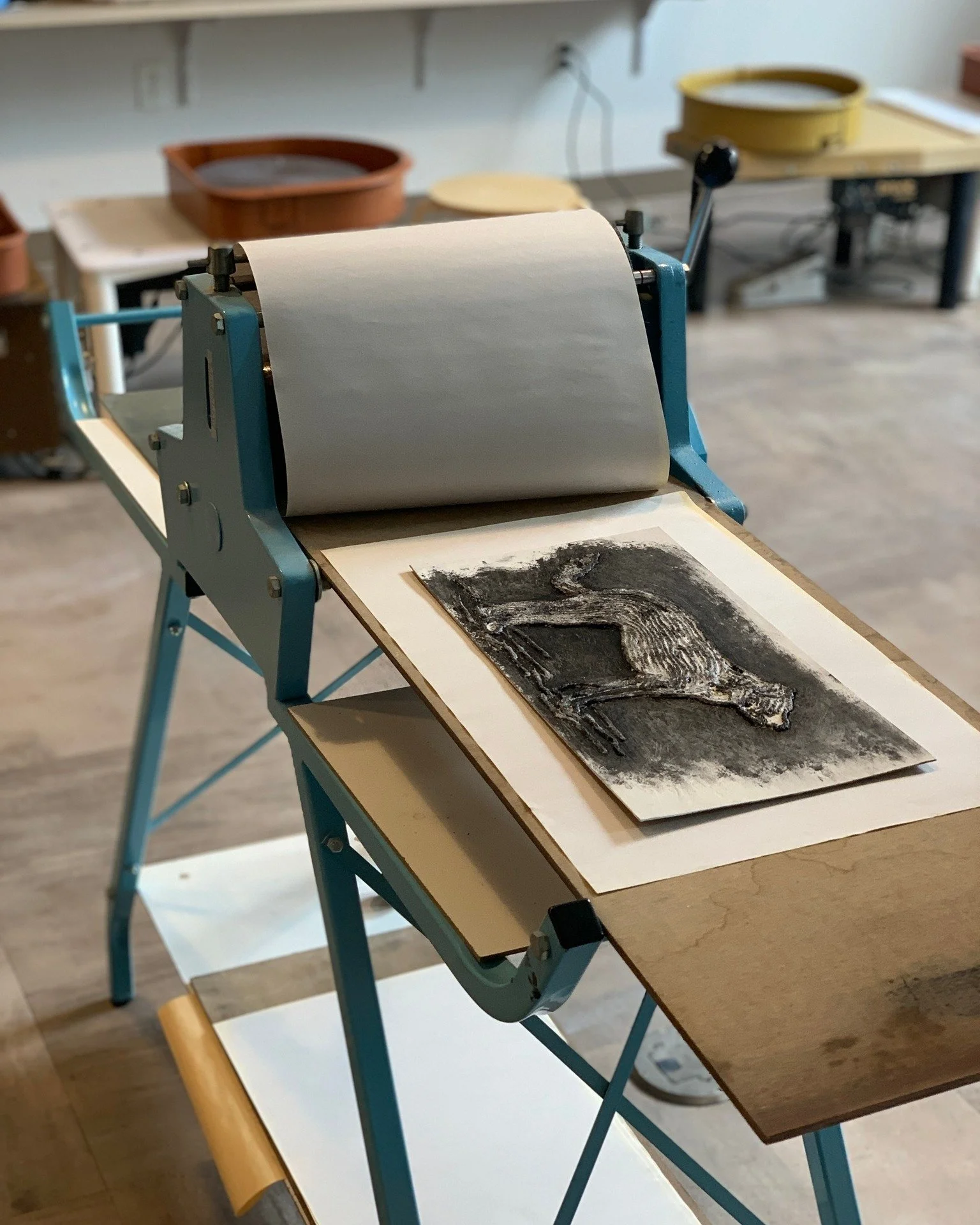 📸 A handful of snapshots from last Saturday's Collagraph Printmaking workshop led by Nikki Ponce!

Interested in learning a new technique with us? See what classes we've got coming up here 👉 https://www.galesburgarts.org/workshopsclasses

#seminary