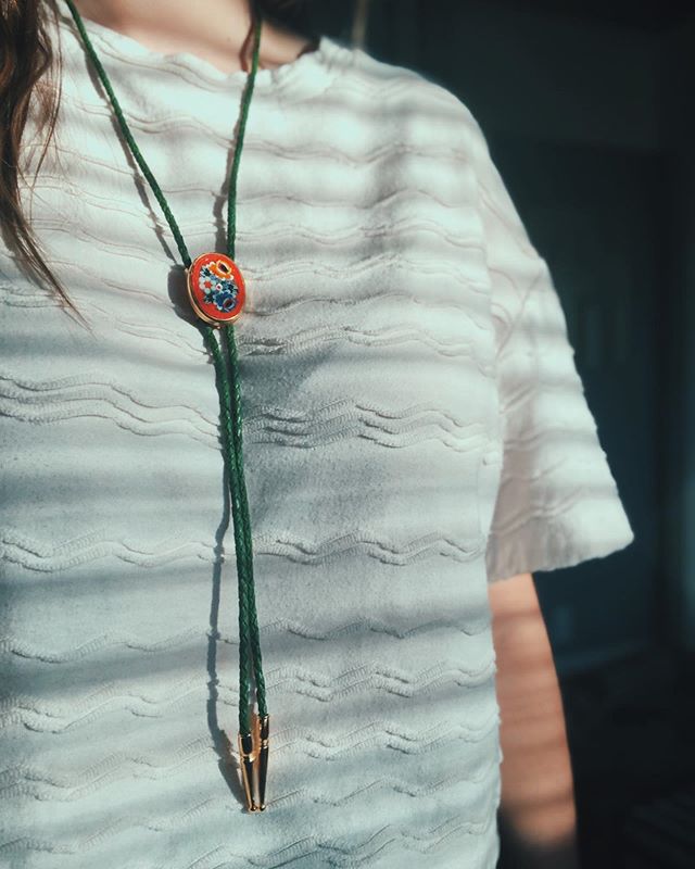 Add some color to your wardrobe with this colorful orange mosaic pin on a bright green cord. Available now
.
.
.
#lookoutbolo #bolotie #boloties #bolo #vintagejewelry #vintage #repurposed #upcycled #accessory #tie #handmade #madeinpdx #portlandmade #