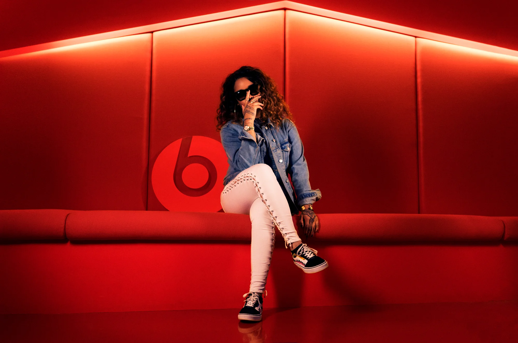 H.E.R._L1002180_Edit-2.jpg