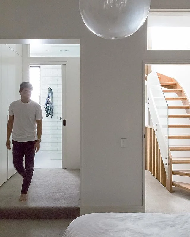 I just like this one. Matt in the walk through wardrobe space of one of the Paddington terraces @scalearchitecture worked on.
.
.
.
.
#design #interiordesign #interiorarchitecture #architecture #architecturephotography #residentialdesign #residential