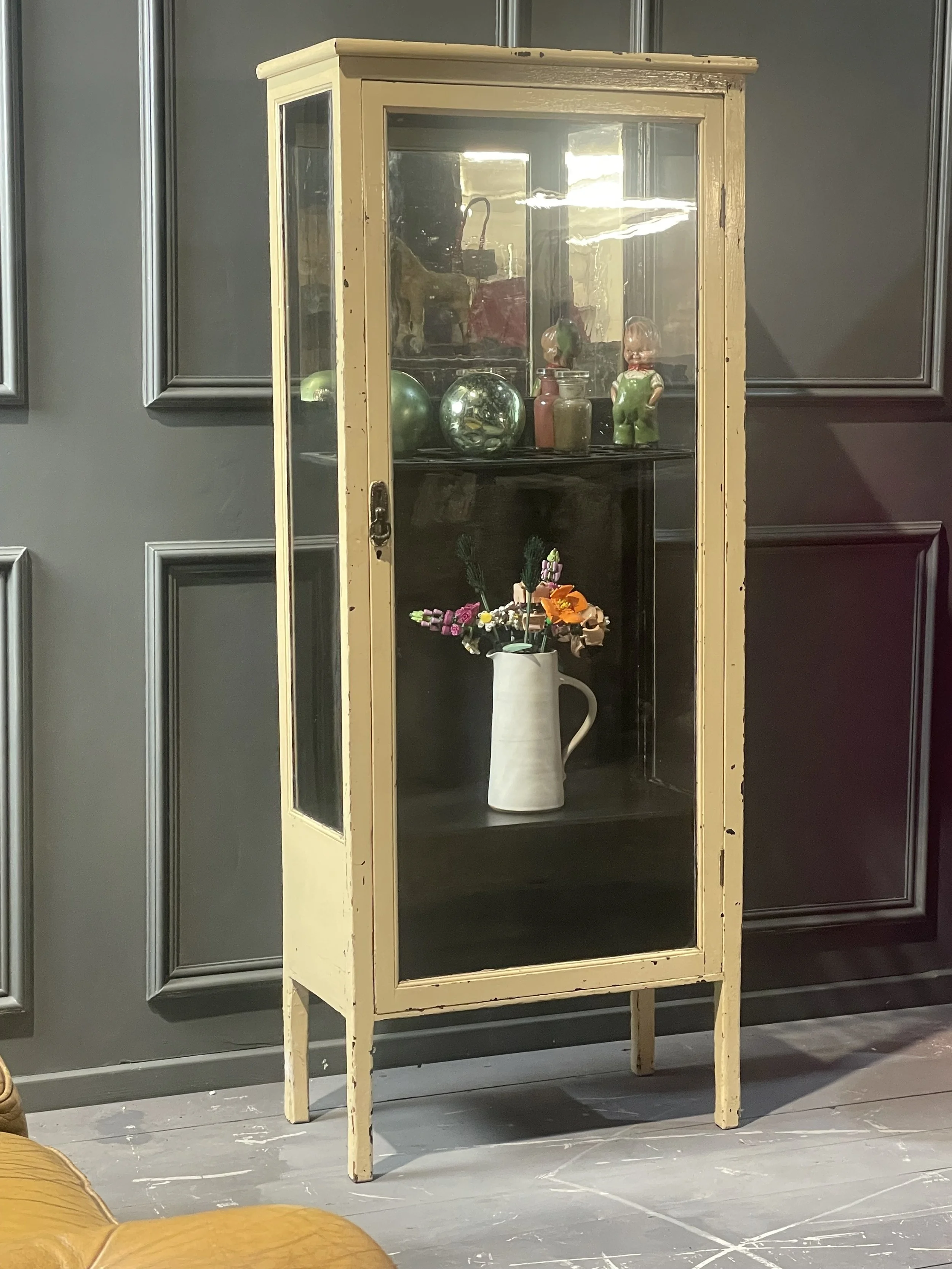 1920s Shop Display Cabinet