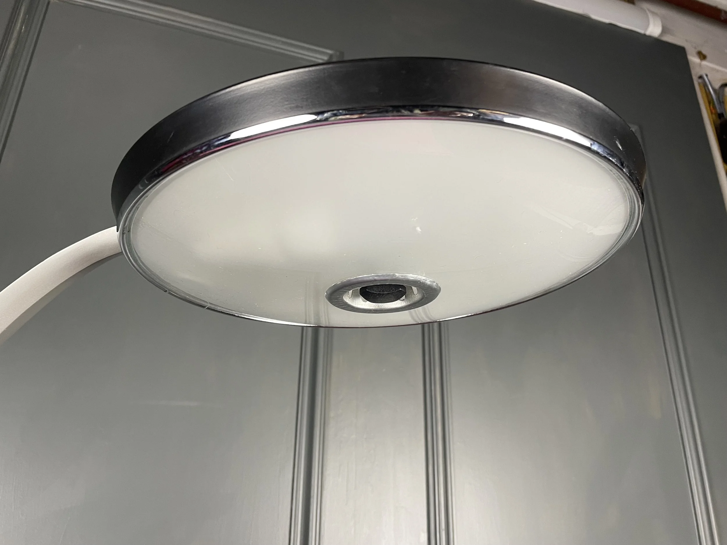 Fase Boomerang Desk Lamp